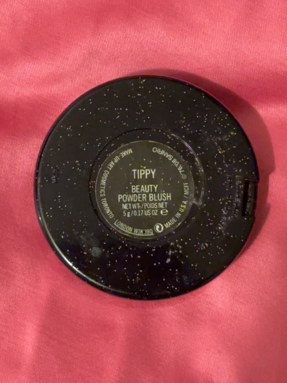 VINTAGE Limited Editon M.A.C Hello Kitty Blush in shade “Tippy” - Picture 2 of 4